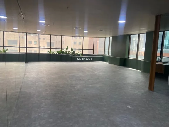 Imagem Conjunto comercial com 360m² no Itaim Bibi.