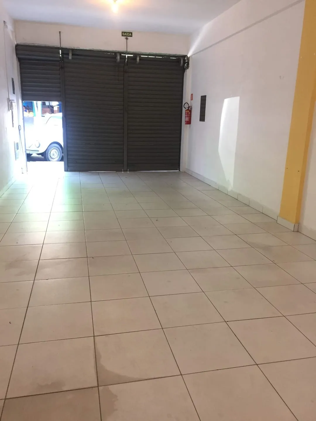 Imagem Comercial para Locação Centro, Pindamonhangaba - SP