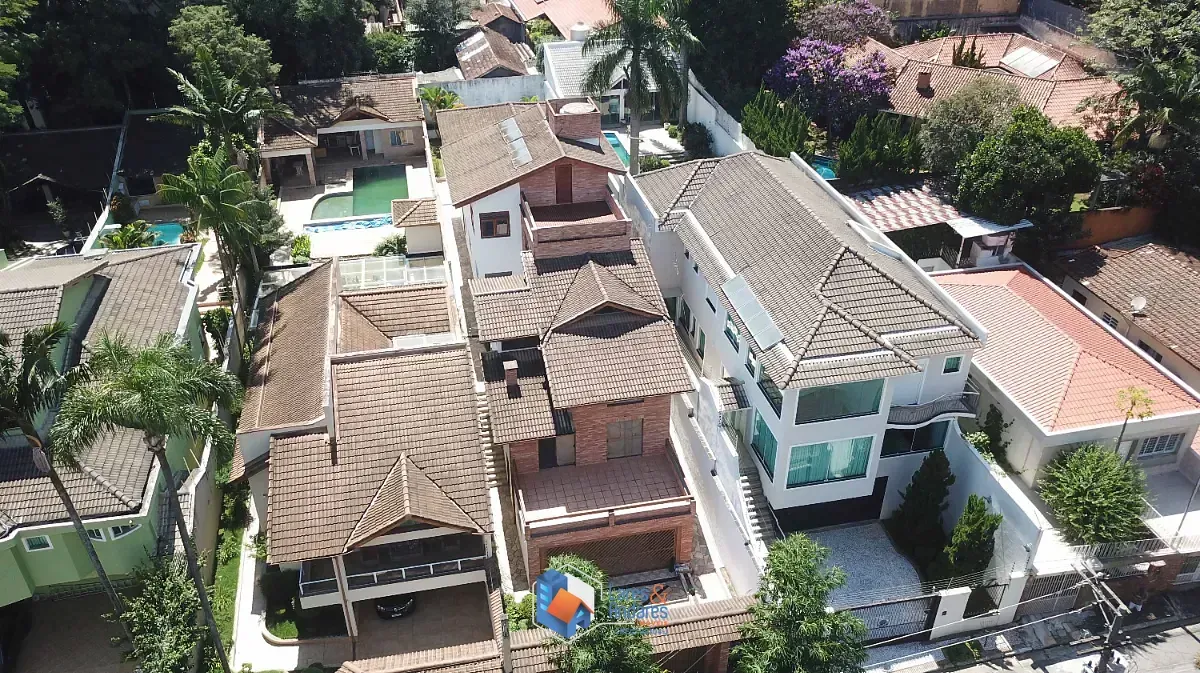 Imagem Casa para venda em Tremembé com 4 quartos, sendo 2 suítes, 473m²