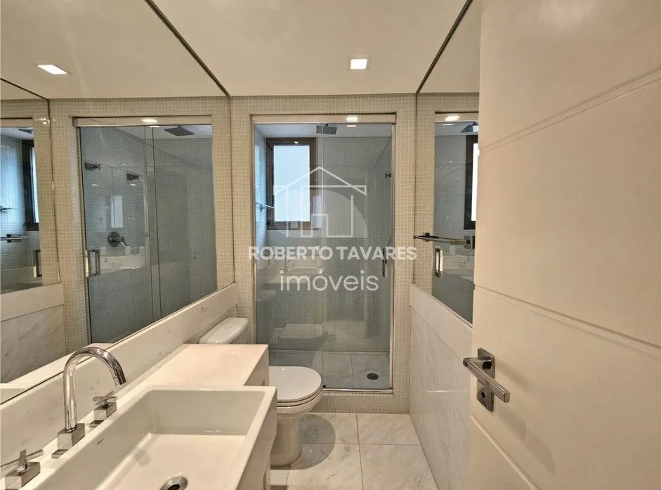 Imagem Apartamento de 2 quartos, 163m² no bairro Itaim Bibi, em São Paulo