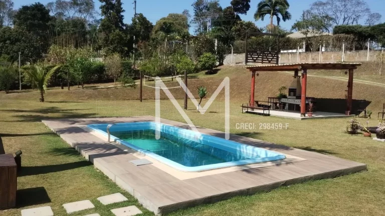 Imagem Chácara de Veraneio à Venda 3.200m² de Área - Paraibuna - SP