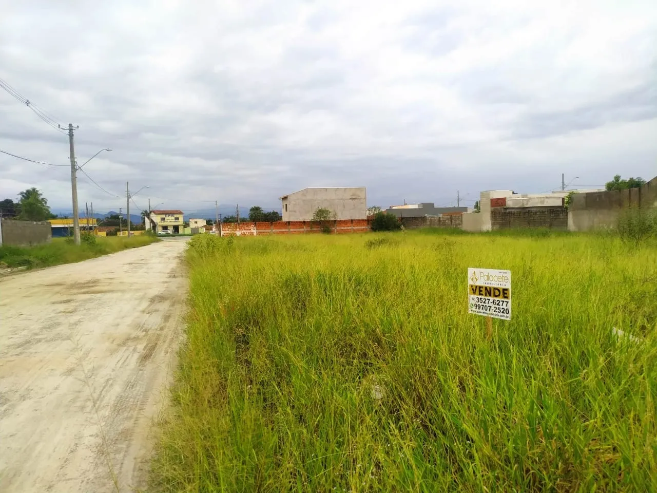 Imagem Terreno à venda 375M², Residencial e Comercial Portal dos Eucaliptos, Pindamonhangaba - SP