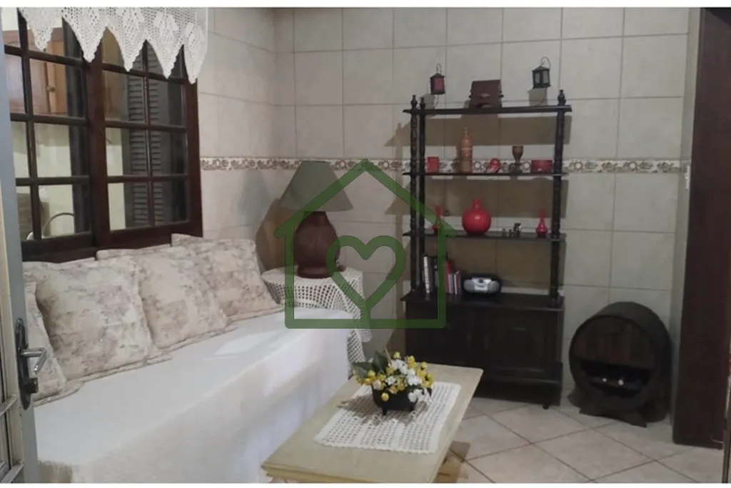Imagem Esta residência única oferece 231 m² de área construída, combinando conforto, praticidade e cha...