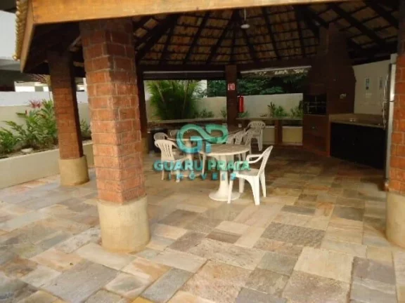 Imagem 3 quartos, 5 banheiros, maravilhosa sala com sacada, cozinha ampla, TRÊS VAGAS DE GARAGEM.