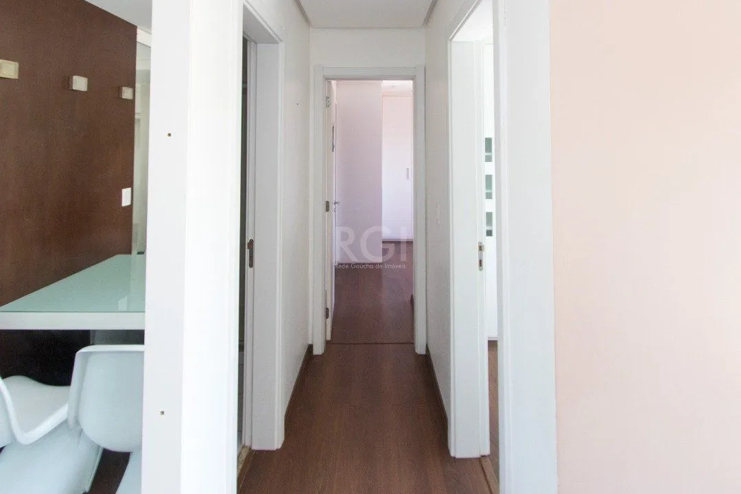 Imagem Apartamento | Bairro Cristal | 2 dormitórios | Suíte | Semi mobiliado | 1 vaga escriturada