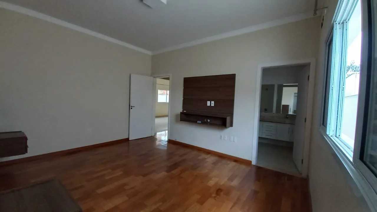 Imagem "Residência Excepcional: Viva o Sonho no Condomínio Mont Blanc em Sorocaba!"