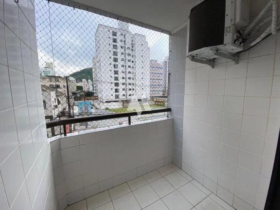 Imagem Apartamento 2 dormitórios, com vaga e lazer no prédio.Quadra da praia do Itararé, São Vicente/SP