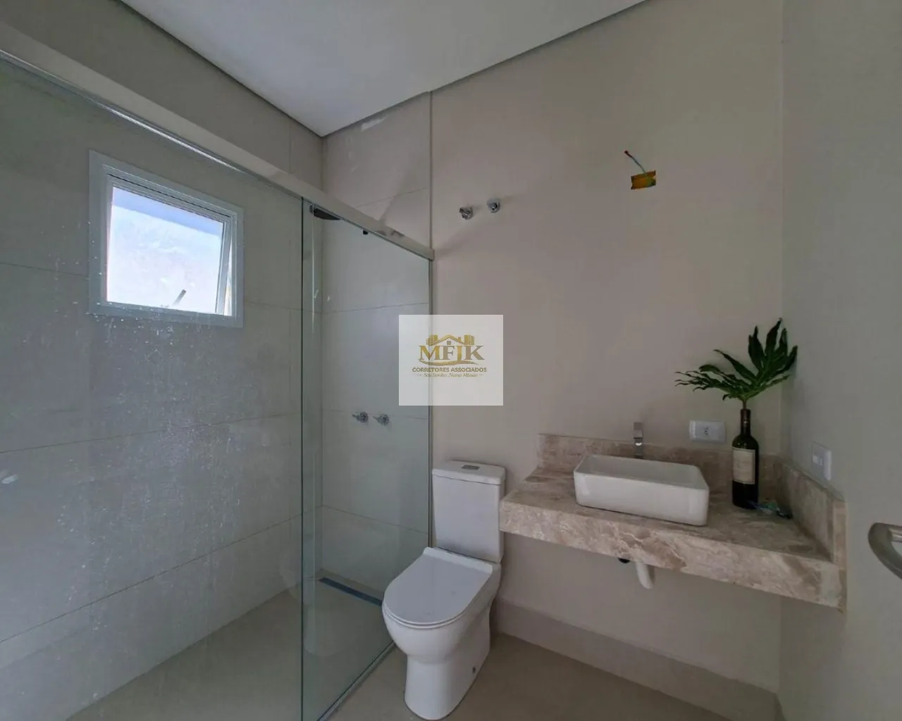 Imagem CASA COM 3 SUITES A VENDA NO ATAMI