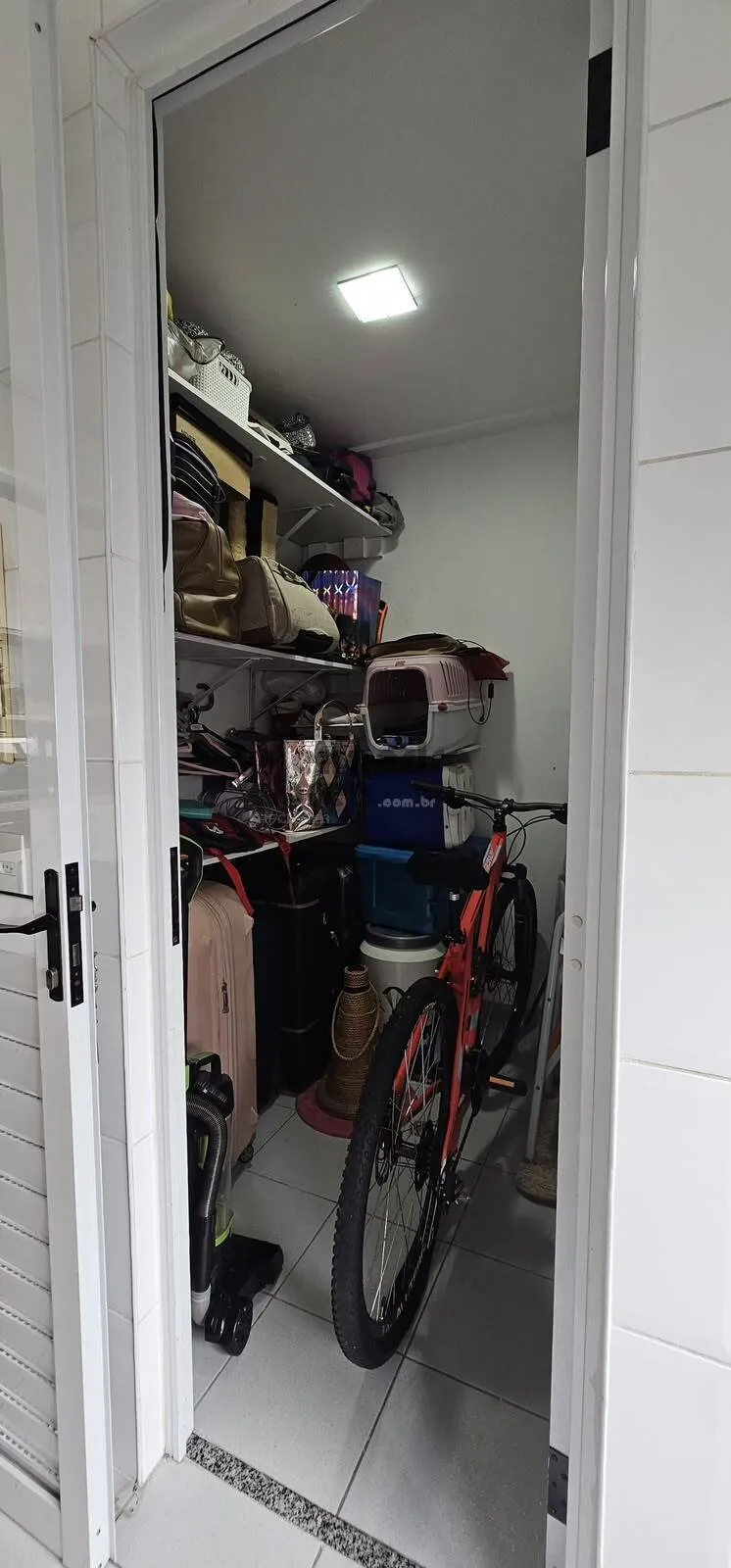 Imagem Apartamento a venda na região do portal do Morumbi, 3 suítes, 2 vagas.