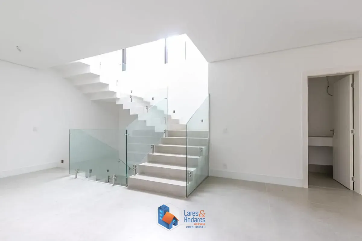 Imagem Casa em condomínio para venda em Brooklin com 3 quartos, sendo 3 suítes, 620m²