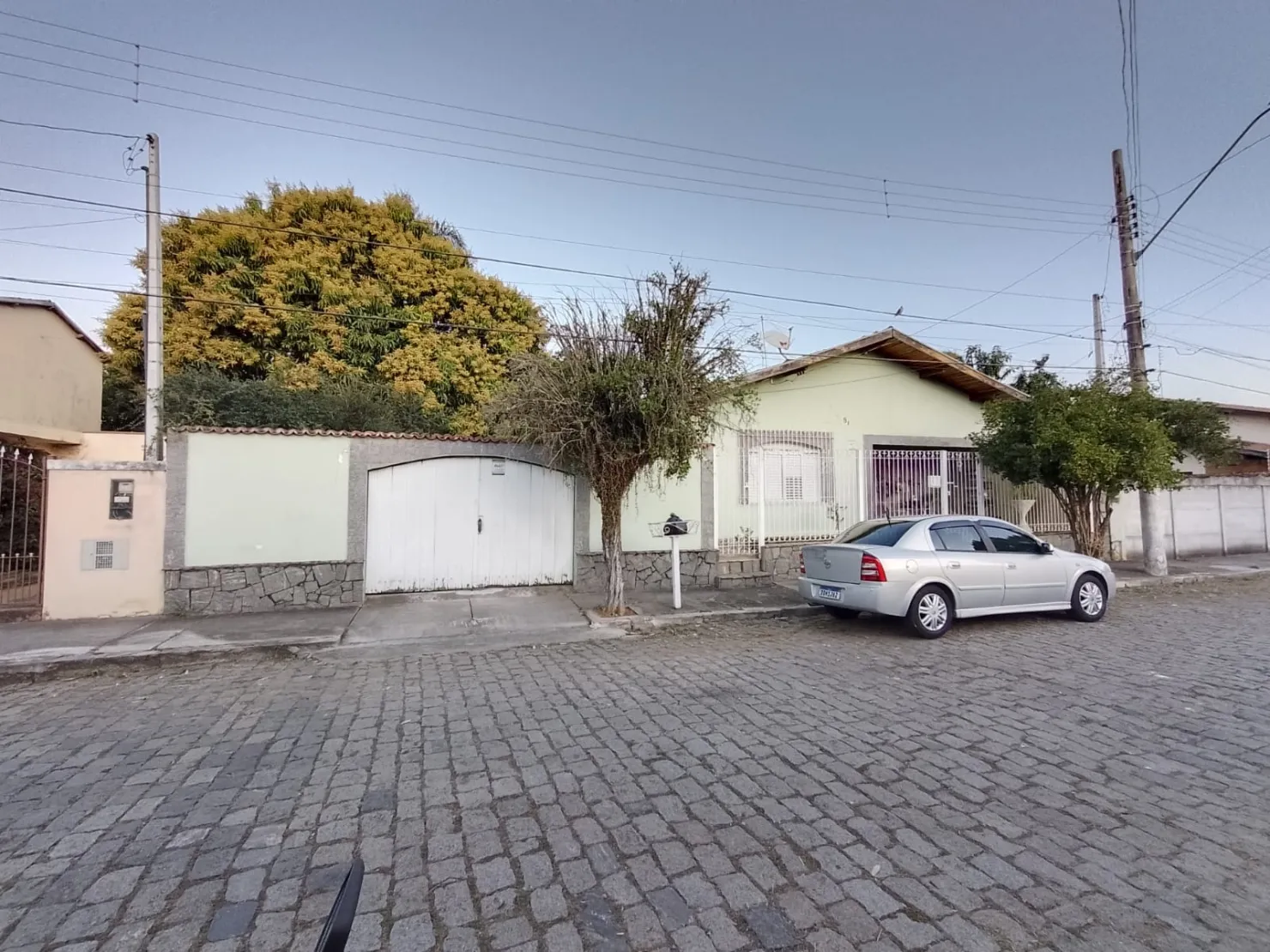 Foto do imóvel Casa à venda 4 Quartos, 1 Suite, 3 Vagas, 518M², Centro, Pindamonhangaba - SP