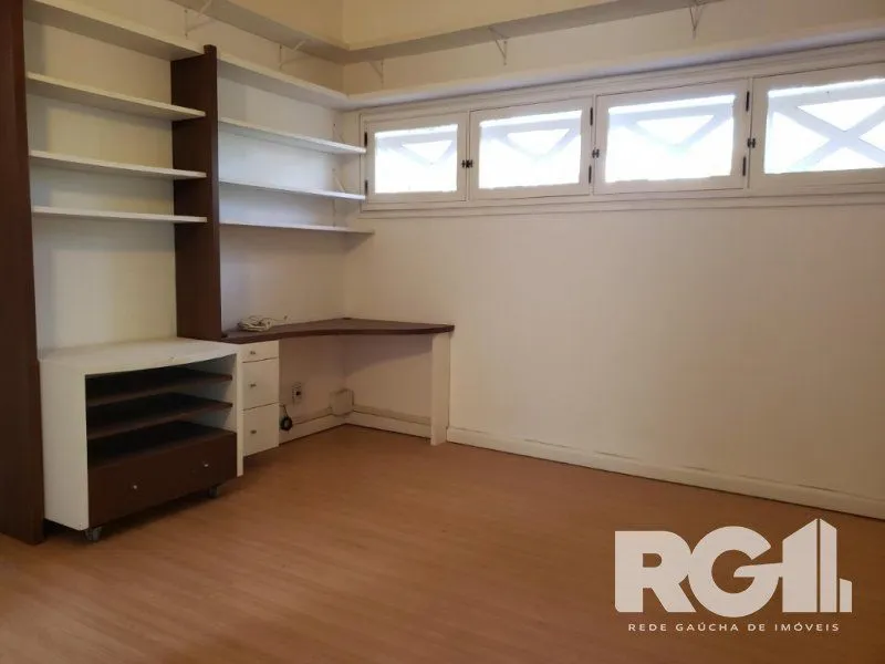 Imagem VENDA - ÓTIMA CASA EM CONDOMÍNIO NA ZONA SUL