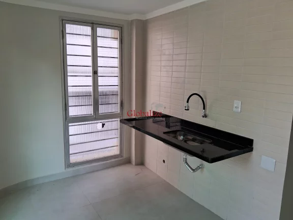 Imagem Casa Sobreposta Alta em Santos no Embaré com piscina, 3 dormitórios, dependência de empregada, uma suíte a venda por R$ 2.000.000,00