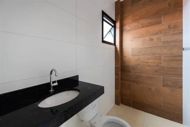 Imagem Casa à Venda em Vila Anhaguera, Mongaguá - SP