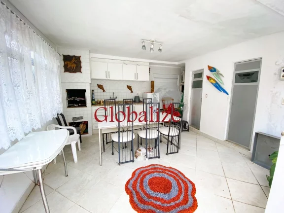 Imagem Casa sobrado de 220 metros, 3 quartos, 3 vagas no Gonzaga por R$1.450.000,00