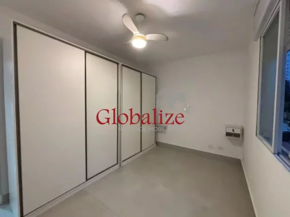 Imagem Apartamento à venda com 70m², 2 quartos, cozinha americana, 1 vaga por R$430.000 no Gonzaga em Santos