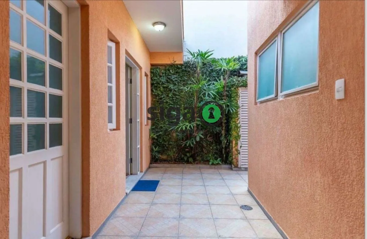 Imagem Casa Assobradada à venda com 4 quartos, sendo 2 suites, 4 vagas no Jardim Paulistano, SEM MOBILIA
