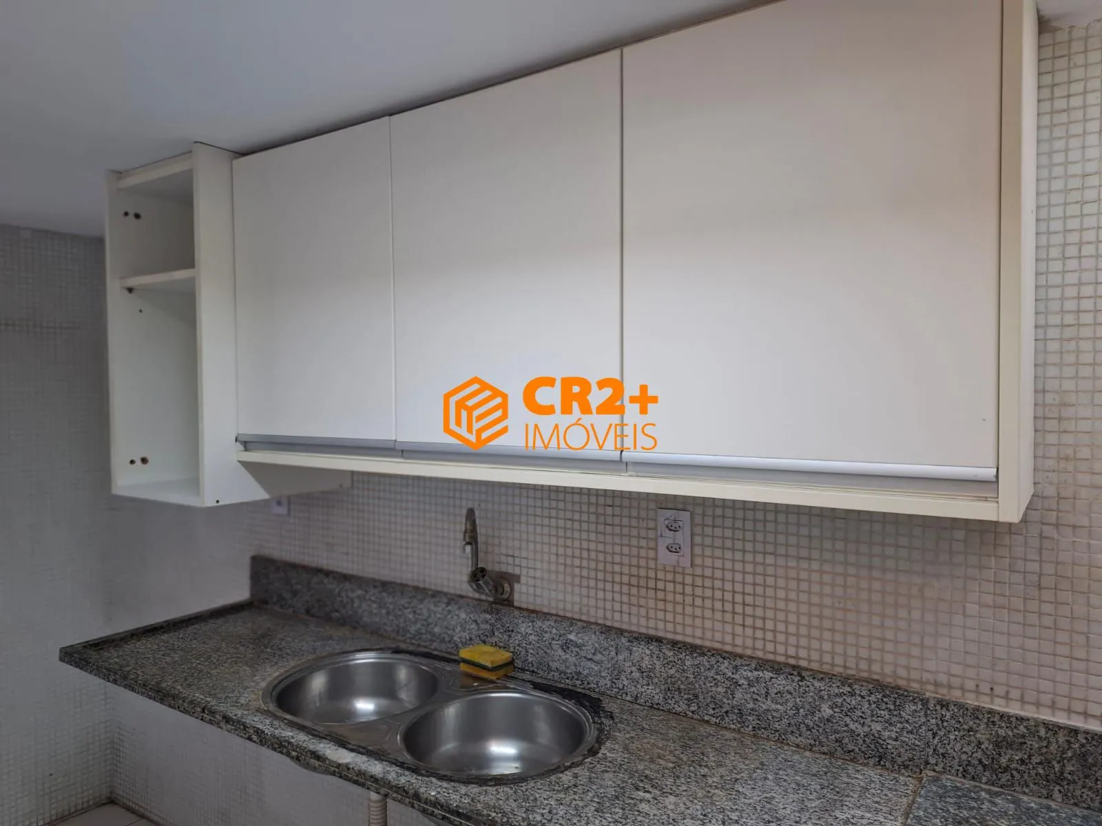 Imagem Vendo apartamento reformado em Boa Viagem com 121m²