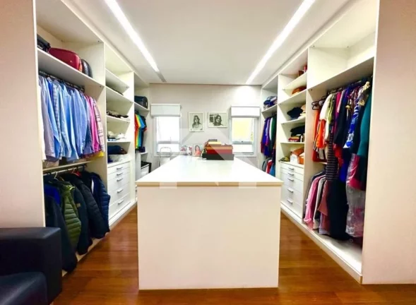 Imagem Casa de Condomínio em Residencial Tambore - Barueri