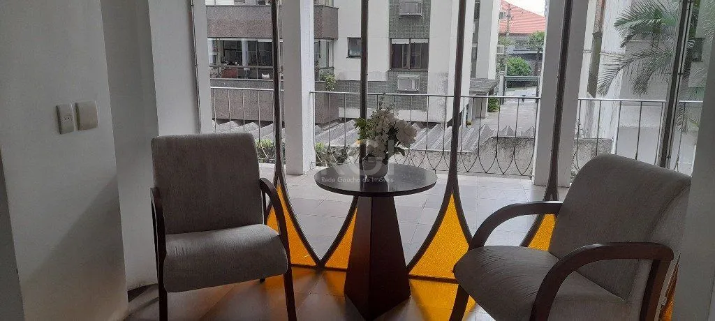 Imagem Apartamento para Venda - 143.28m², 3 dormitórios, sendo 1 suites, 1 vaga - Petrópolis