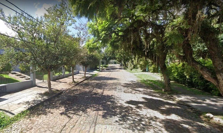 Imagem Terreno no bairro Pedra Redonda - Porto Alegre