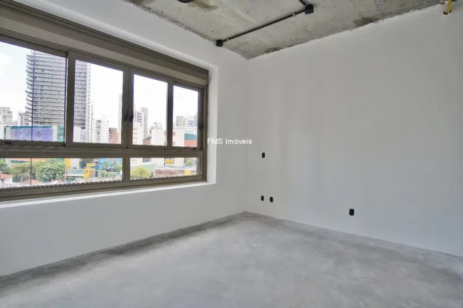 Imagem Apartamento com 4 suítes e 4 vagas na Vila Nova Conceição.