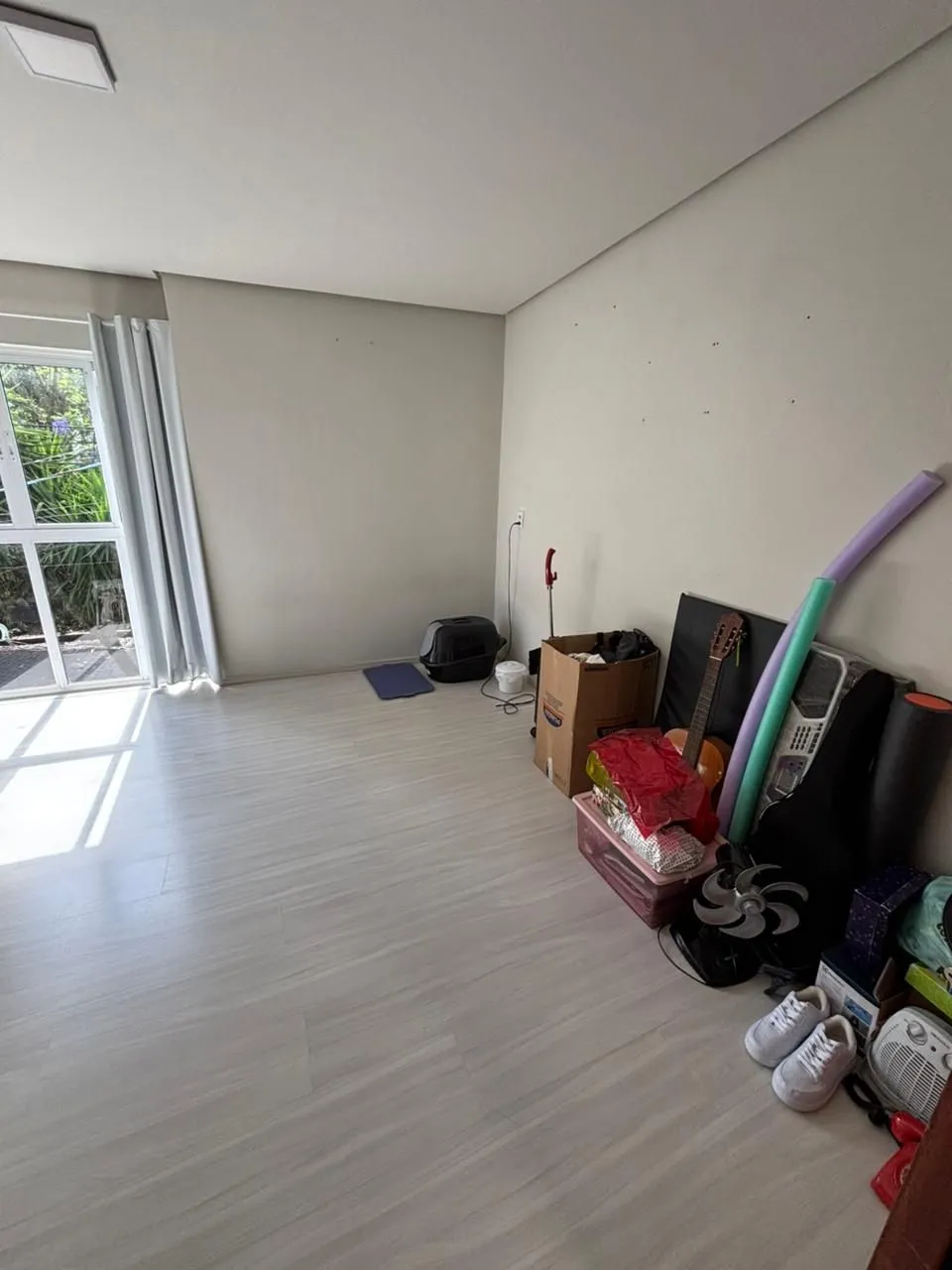Imagem Casa com 177m², localizado no bairro Azenha em Porto Alegre/RS.