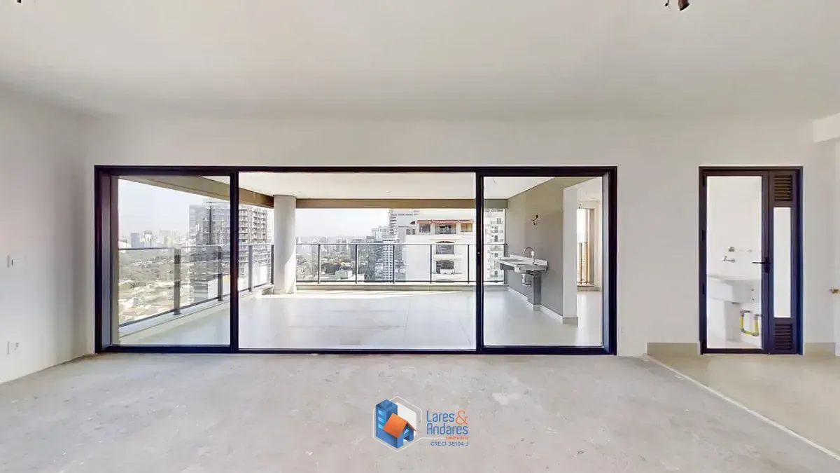Foto do imóvel Apartamento para venda em Pinheiros com 4 quartos, sendo 2 suítes, 174m² em Rua Joaquim Antunes