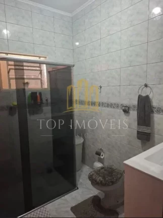 Imagem Oportunidade no Alto de Santana - SJC! Casa à venda com 3 dormitórios (1 suíte) + churrasqueira! Se você busca conforto, praticidade e uma localização privilegiada, essa é a casa ideal para você!