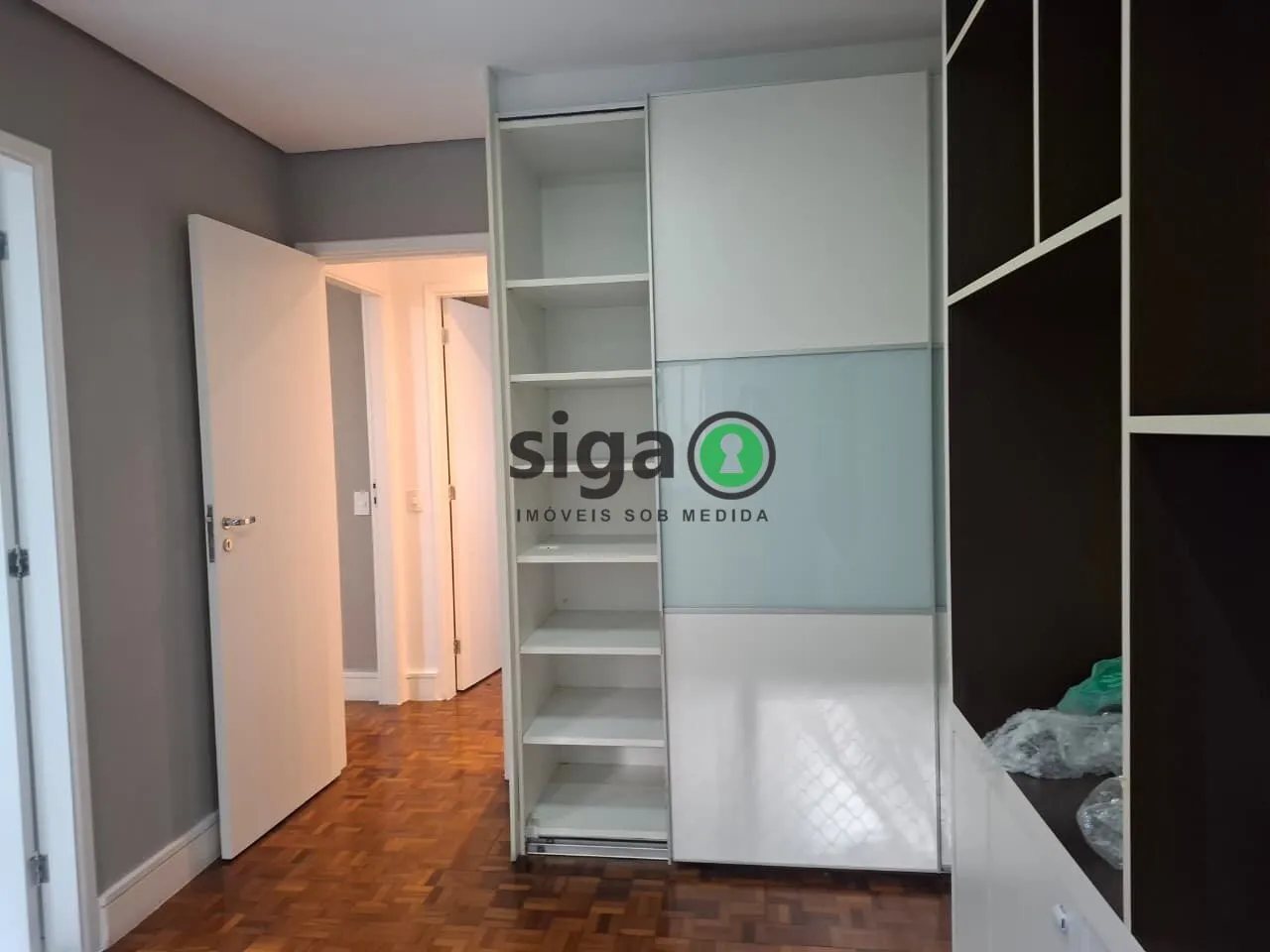 Imagem Apartamento na Vila Andrade de 3 Quartos com 2 Vagas - 132m² .
