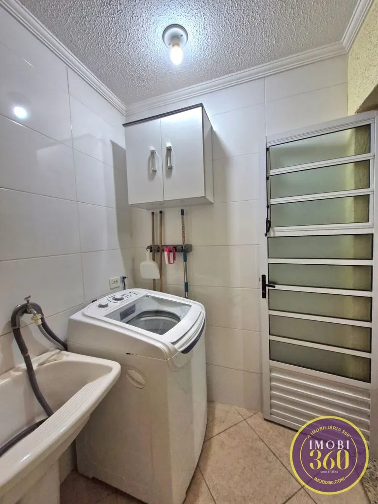 Imagem Casa à Venda com 2 Suítes, Porcelanato e Excelente Localização na Penha