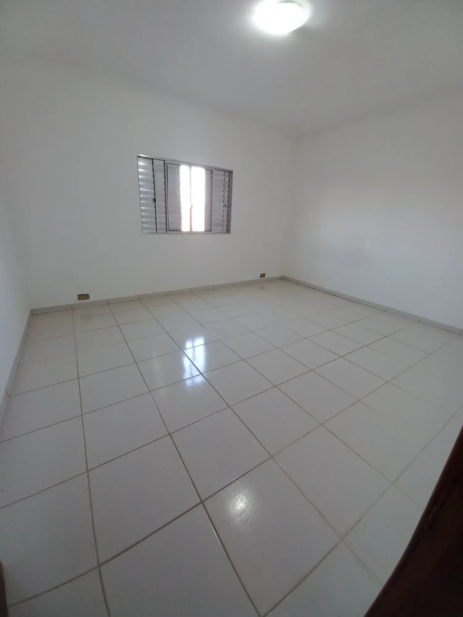 Imagem Casa com 3 Quartos para Alugar, 103 m² em Parque dos Príncipes - Jacareí
