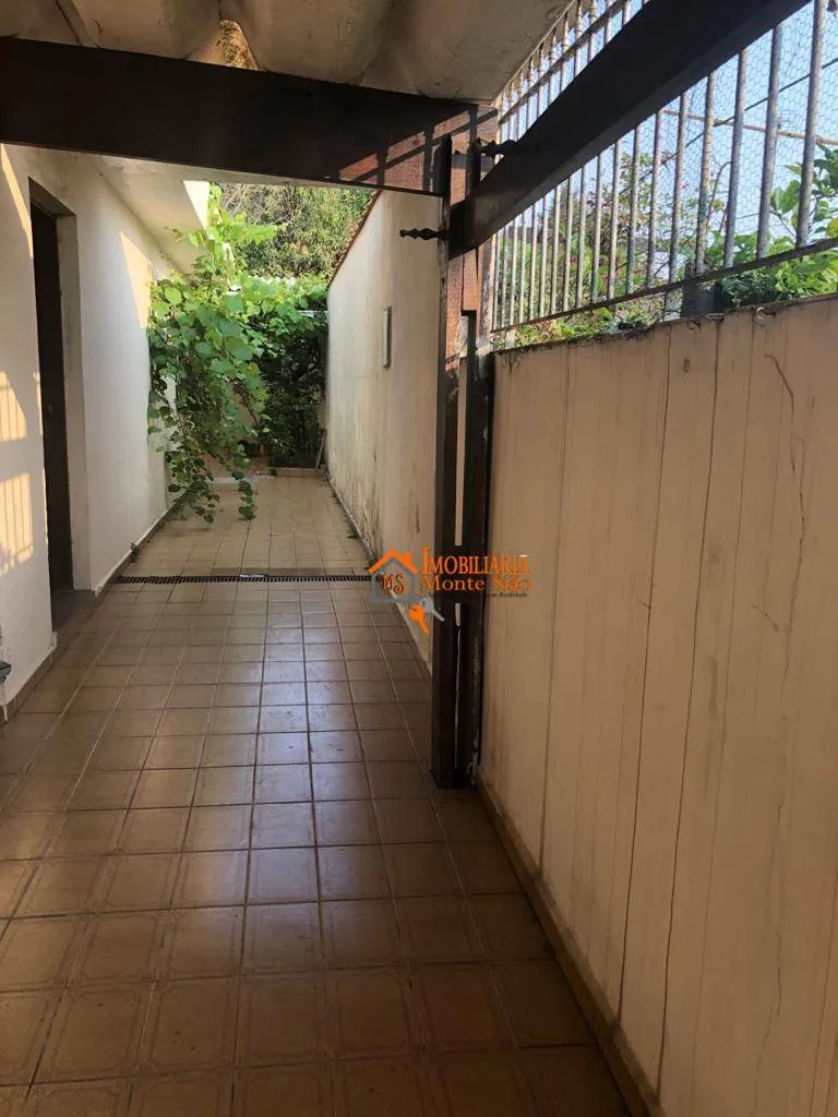 Imagem Casa com 3 dormitórios à venda, 250 m² por R$ 890.000,00 - Parque Continental I - Guarulhos/SP