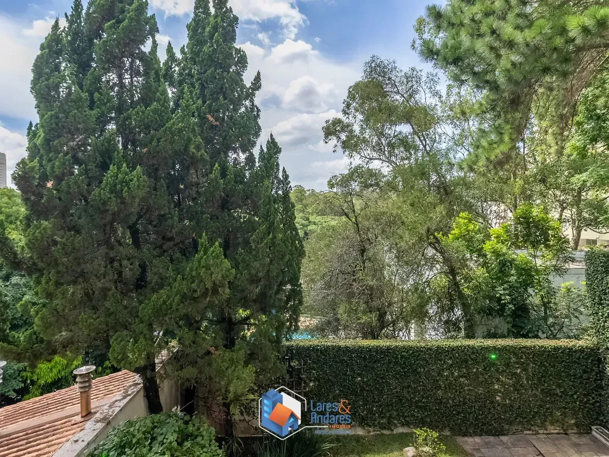 Imagem Casa no condomínio Villa Das Flores para venda com 3 quartos, sendo 3 suítes, 468m²