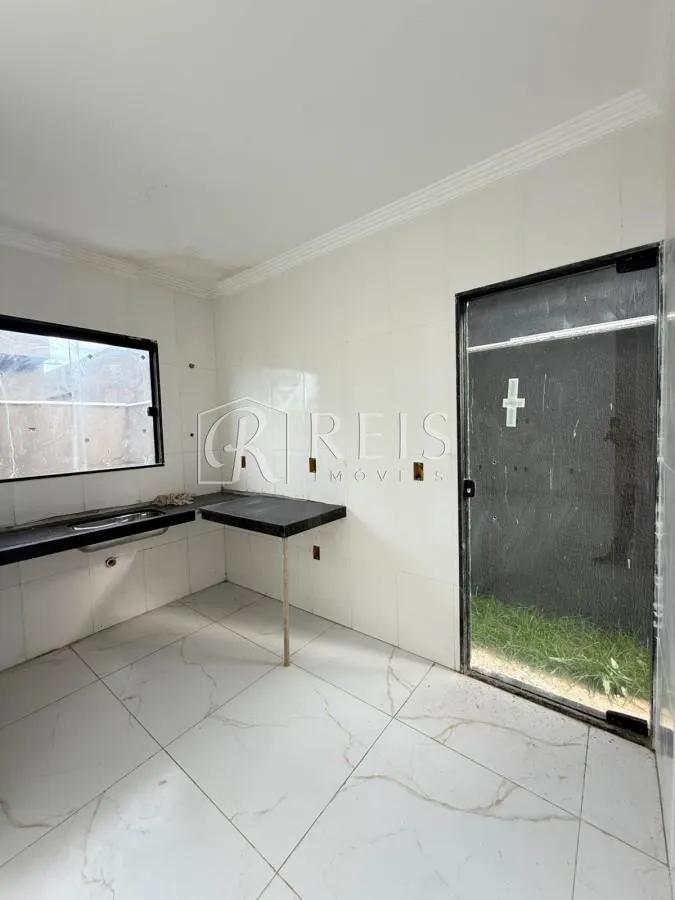 Imagem Casa para Venda em Rio das Ostras, Enseada das Gaivotas, 2 dormitórios, 1 suíte, 2 banheiros, 4 vagas