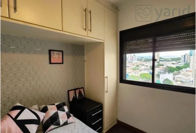 Imagem Apartamento de Luxo à Venda no Edifício Mirante do Vale-SP: 3 Quartos, 1 Suíte, 2 Banheiros, 2 Vagas de Garagem, 157m²