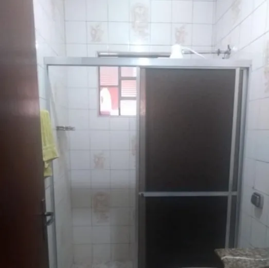 Imagem Essa casa é de 250 mts terreno ótima localização á venda