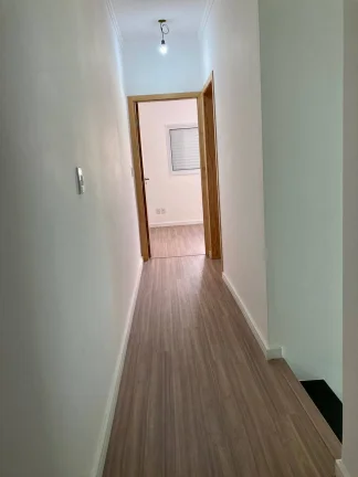 Imagem Sobrado com 3 Dormitórios Sendo 1 Suíte com 3 Dormitórios e 2 Vagas