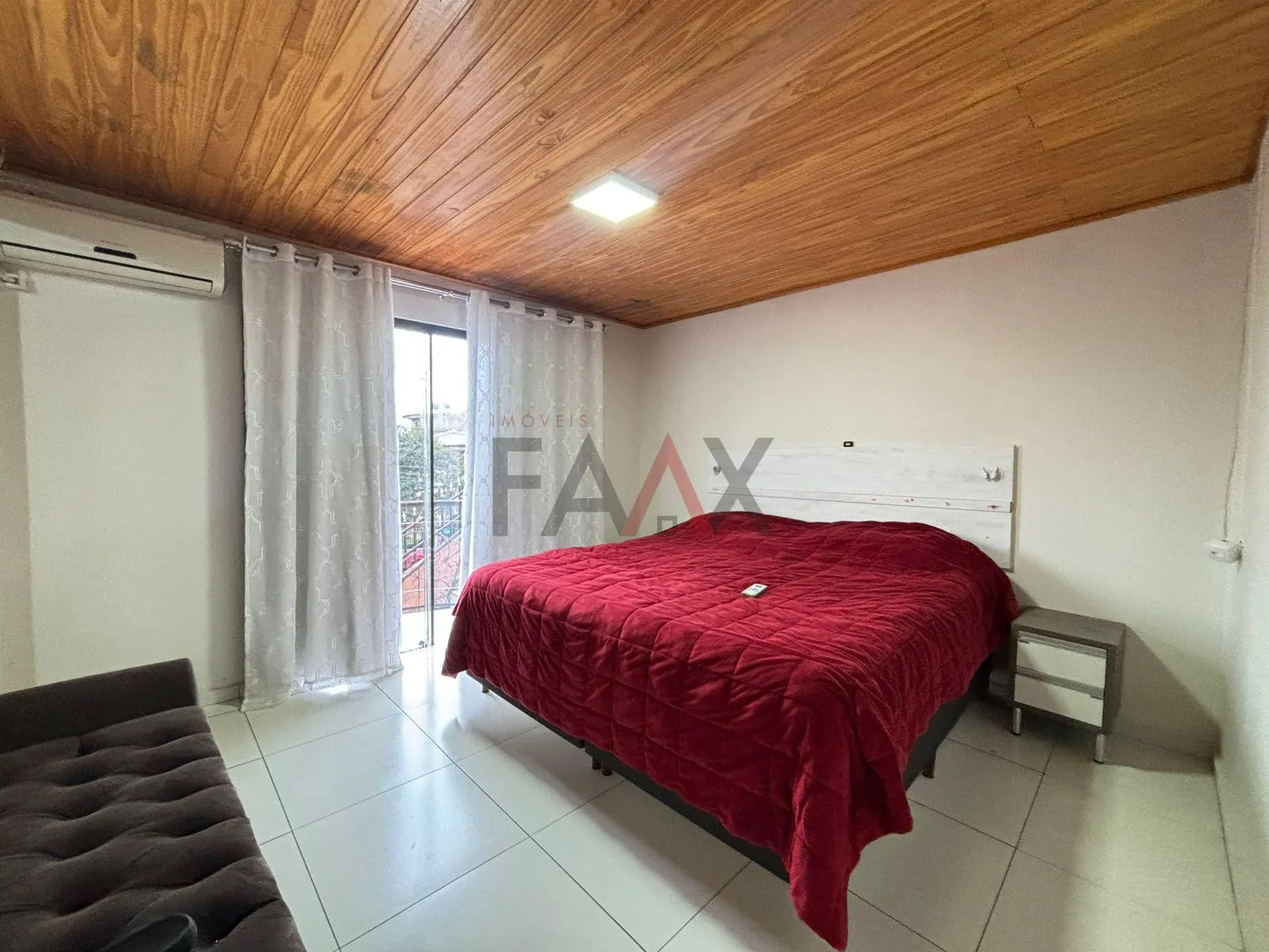 Imagem Sobrado com 4 quartos à venda,236.51 m², SANTANA, GUARAPUAVA - PR