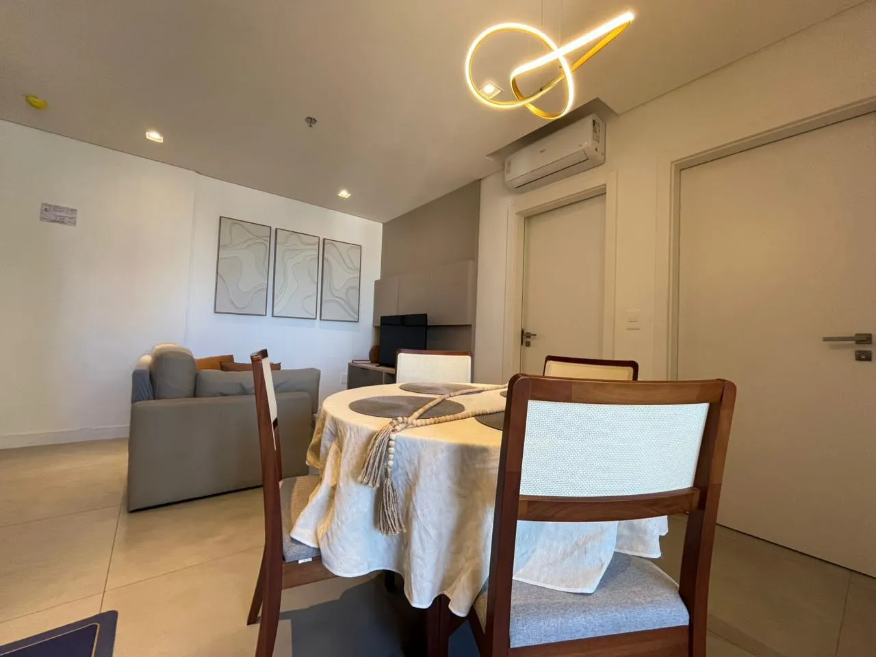 Imagem Apartamento com vista para o mar à venda com 53m2 por R$ 1.390.000,00