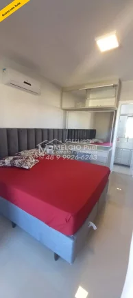 Imagem Oportunidade Na Praia De Bombas 400 metros da praia. Um Belo Apartamento, Com 3 Dormitório Garagem Dupla Fica no 4° Andar Apartamento todo Mobiliado