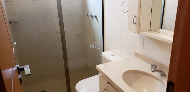 Imagem Vende um espaço e confortável apartamento de 160m² na Vila suzana.