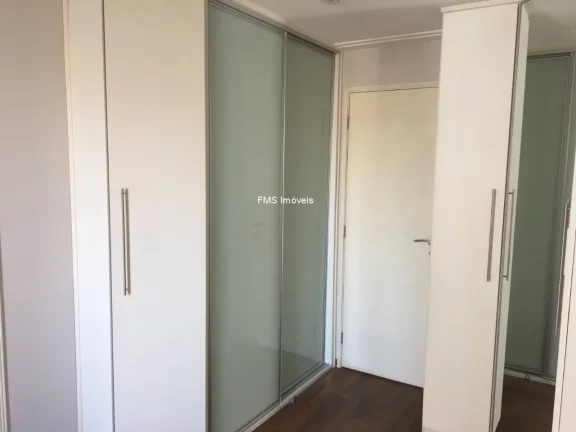 Imagem Imperdível apartamento à venda em São Paulo-SP, Vila Nova Conceição: 2 quartos, 1 suíte, 2 banheiros, 2 vagas de garagem, 72m²!