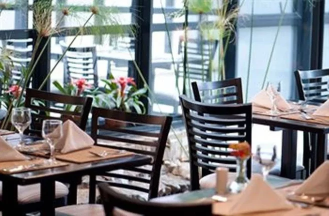 Imagem Flat disponível para venda no Ninety Hotel, com 33m², 1 dormitório e 1 vaga de garagem