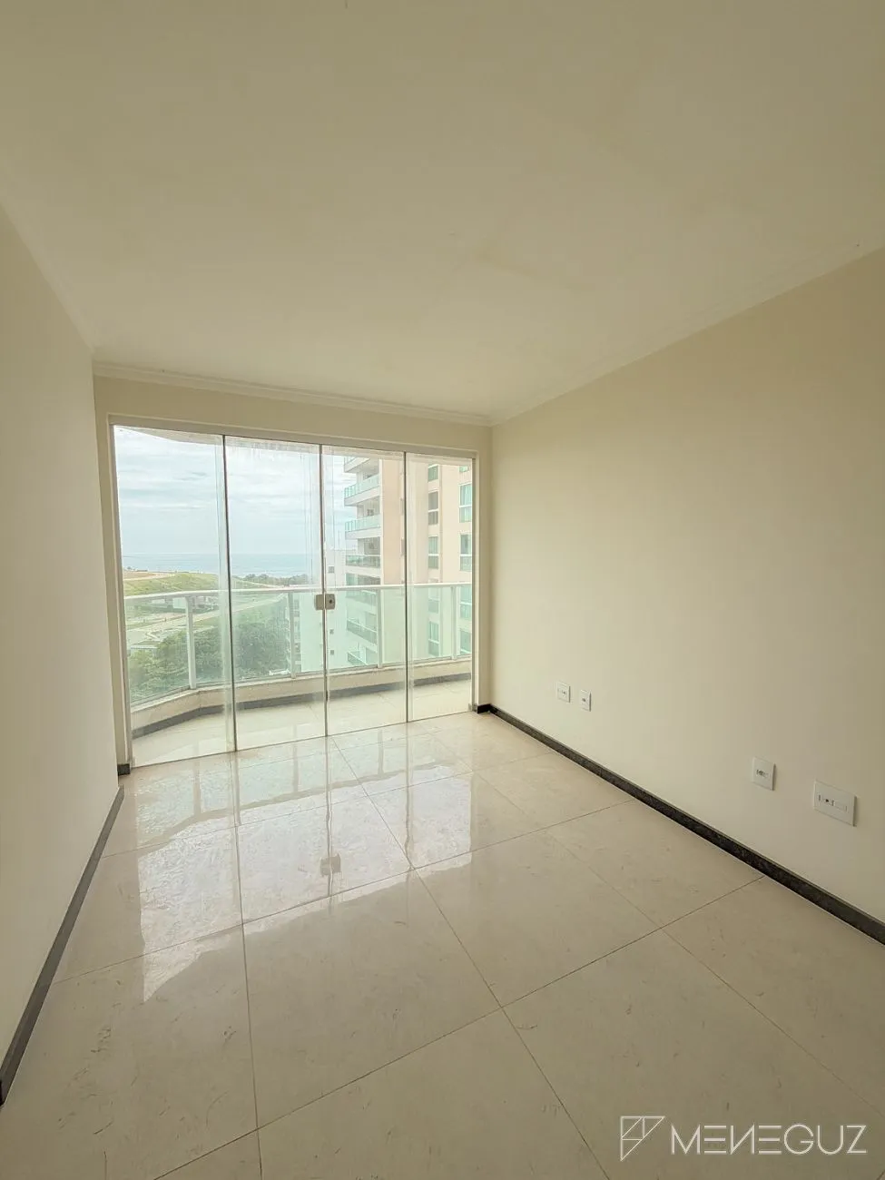 Imagem Apartamento quarto e sala a venda na Praia do Morro, em prédio novo, com lazer