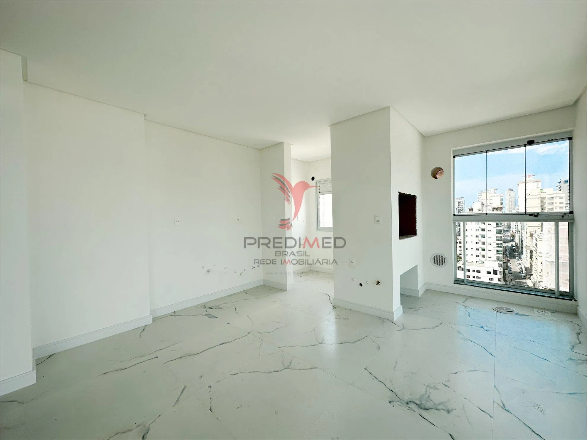 Imagem 3Suites, Em Itapema Um verdadeiro investimento belissimo para voce viver com Sua familia