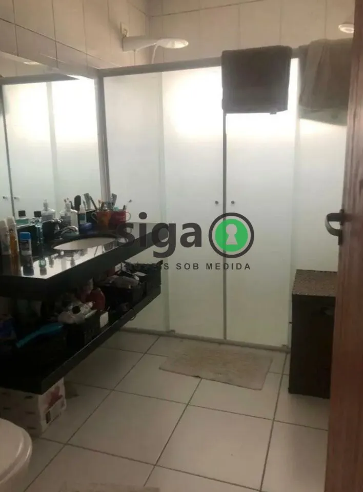 Imagem Casa no Brooklin à venda ou Locação com 3 quartos, 3 vagas, Sem Mobília