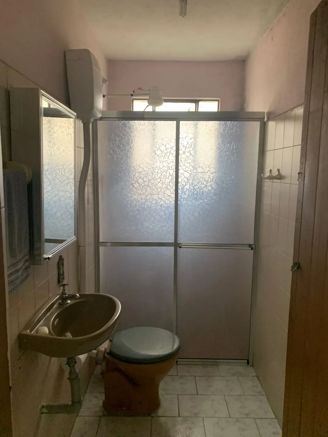 Imagem Casa à venda 3 Quartos, 2 Suites, 2 Vagas, 250M², Chácara Galega, Pindamonhangaba - SP