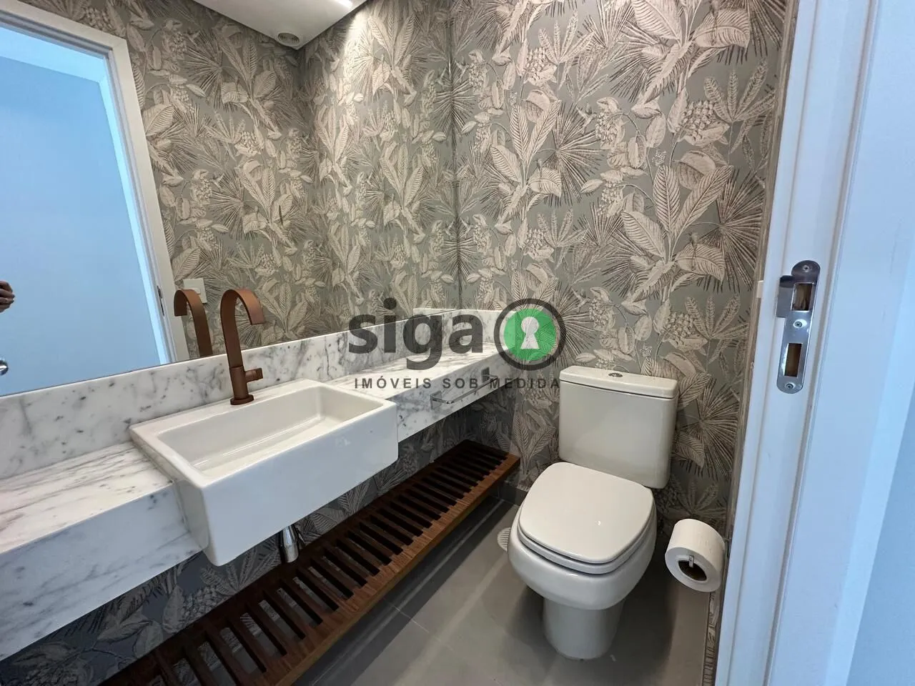 Imagem Apto 3 Dormitórios 3 Suítes Condomínio Parque da Cidade Semi mobiliado
