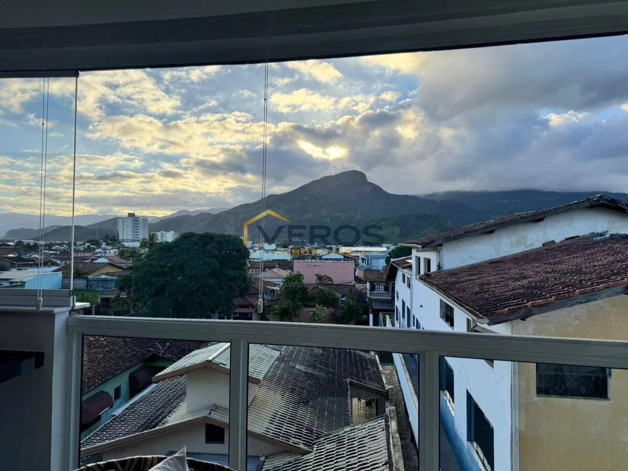 Imagem Cobertura no Indaiá com Vista Mar e 3 vagas de garagem